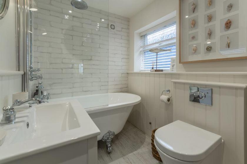 No33 Seagull Boutique Cottage Хънстантън Екстериор снимка